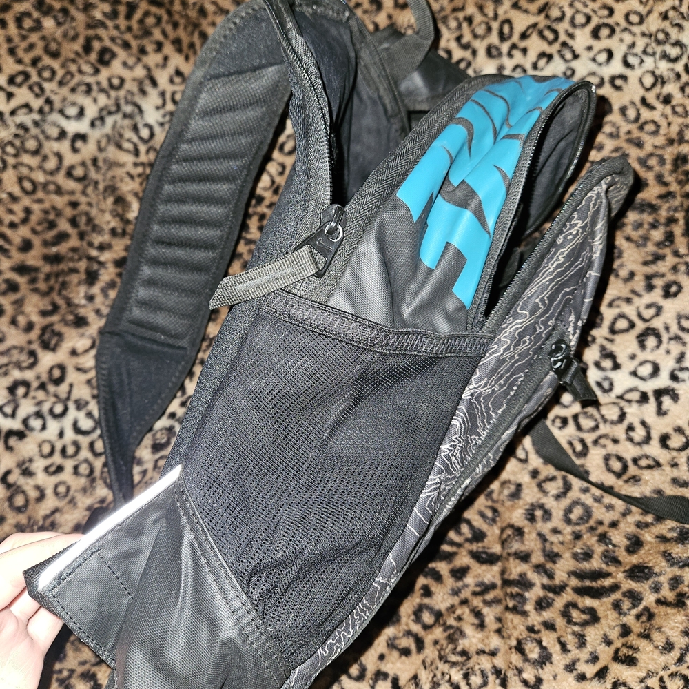 Nike Pro Adapt Backpack - Picture 3 of 7